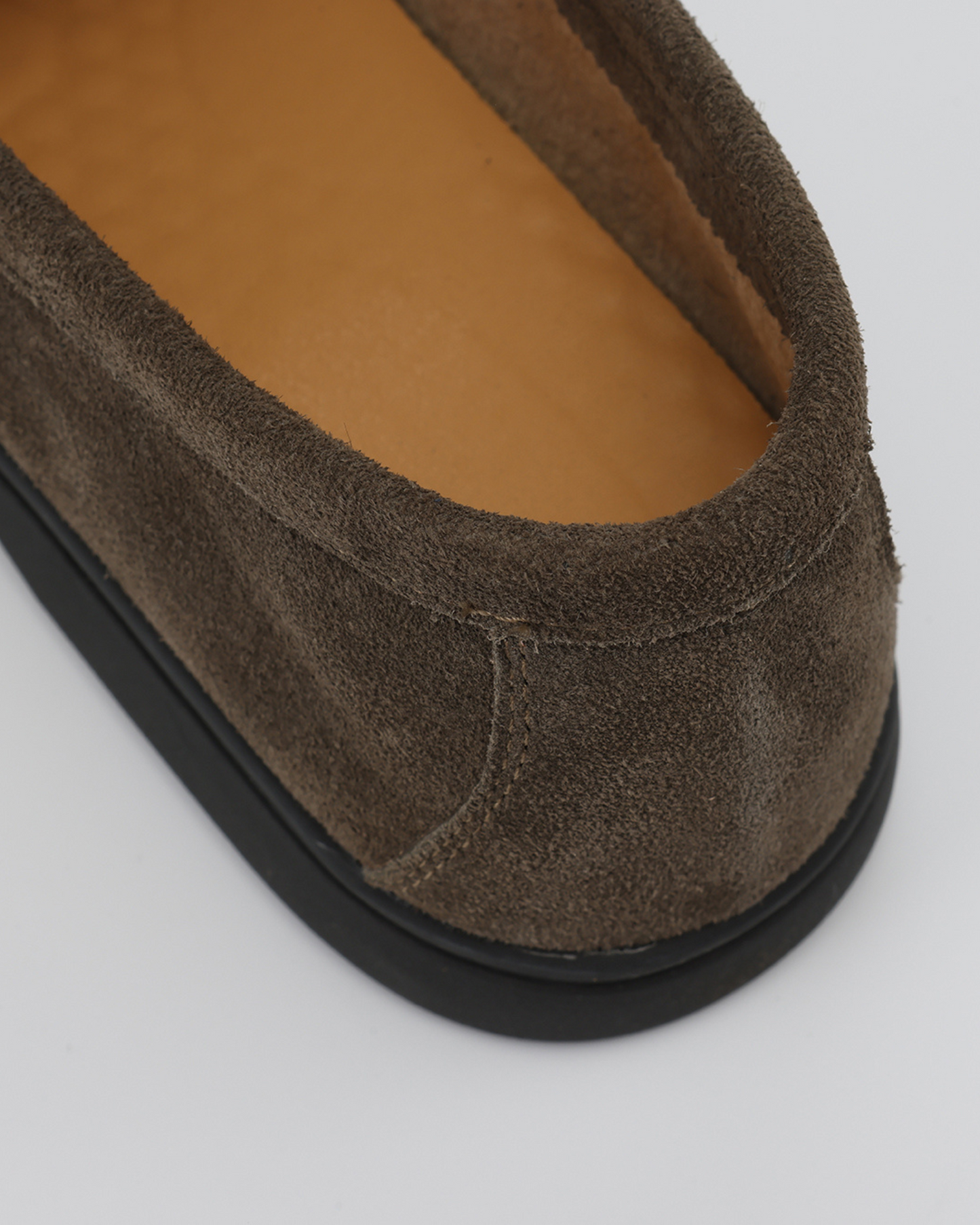 Mocasines de Gamuza Premium - Suela Negra